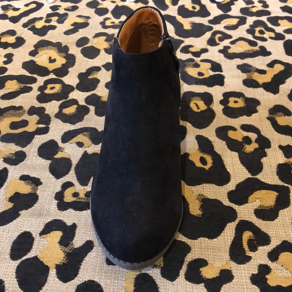 Black Suede zip side Bootie, NWT - Picture 4 of 4
